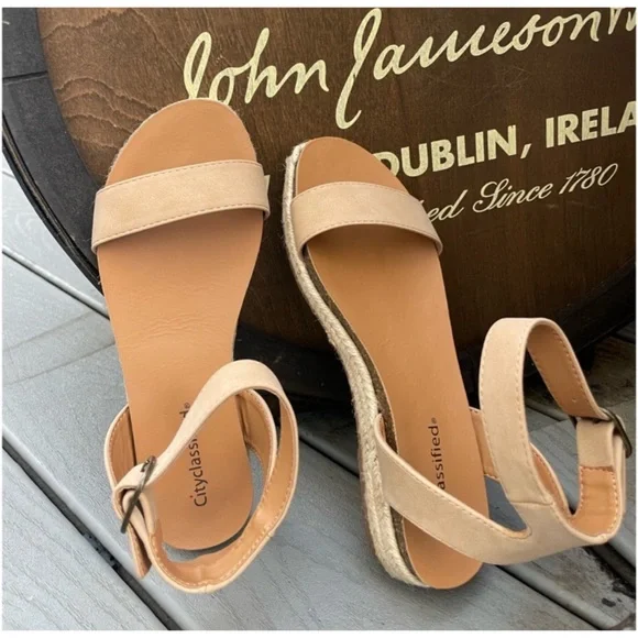 NIB! Size 6 Boho Vegan Suede Buckle Ankle Strap Espadrille Sandal! - Picture 5 of 6